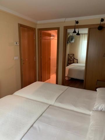 Aparthotel O Novo Cabalo Furado Tui Luaran gambar